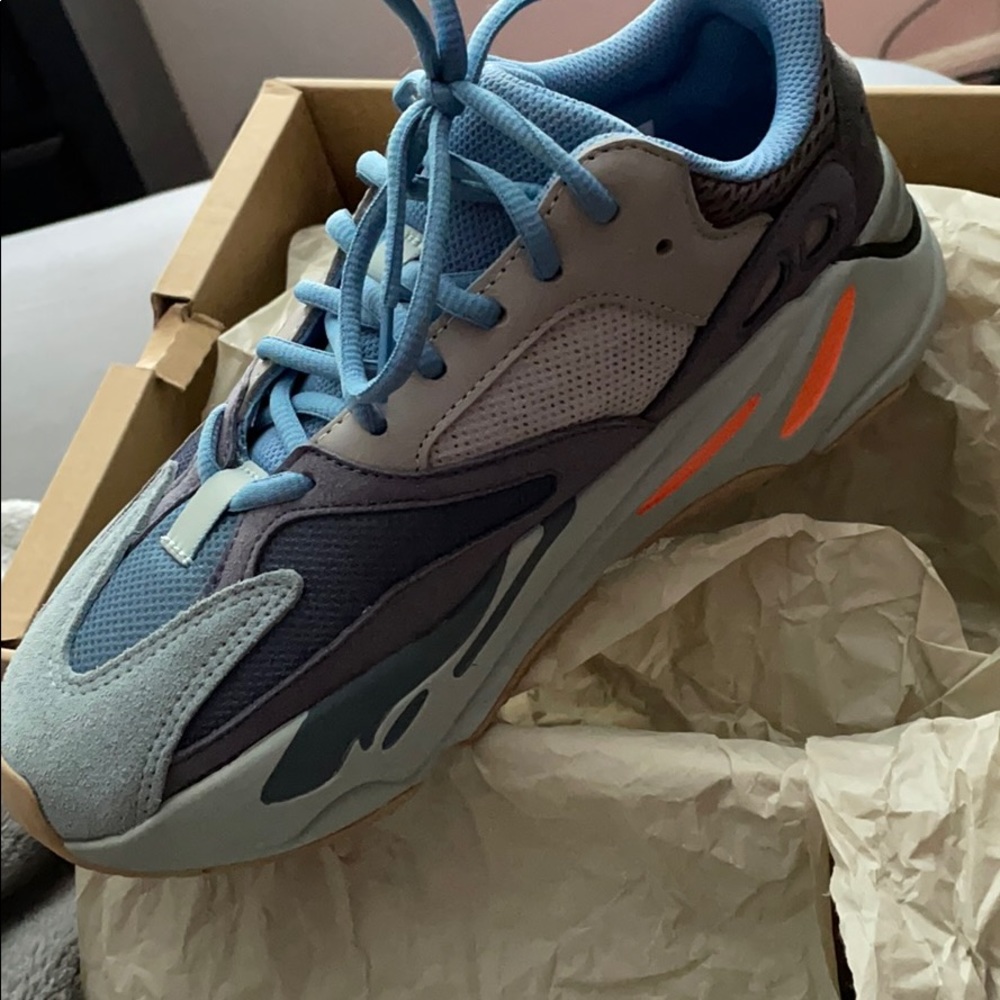 Yeezys - Picture 9 of 9